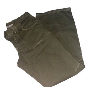 Tommy Hilfiger Wmn Size 10 jeans Army Green wide leg converts to capris Tie Belt